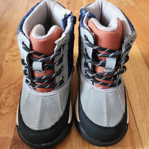 Carter's boots - Picture 2 of 8